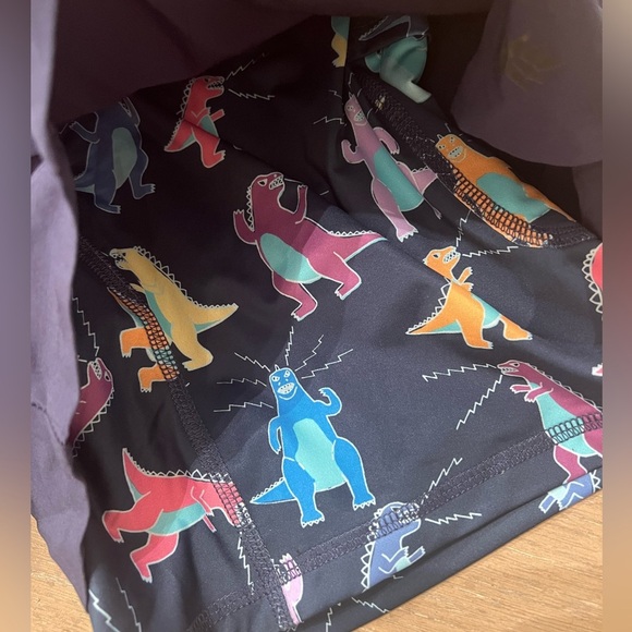 NWOT Chubbies Men’s Navy Tyrannosaurus Reps Ultimate Training Shorts in size XL - Picture 6 of 7